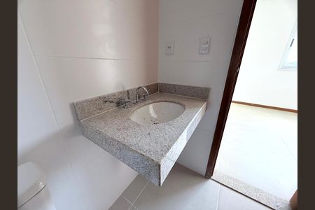 Apartamento à venda com 170m², 3 quartos e 2 vagas Apartamento à venda com 170m², 3 quartos e 2 vagasBanheiro da Suíte