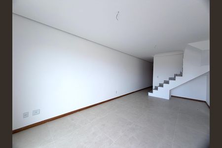 Apartamento à venda com 170m², 3 quartos e 2 vagas Apartamento à venda com 170m², 3 quartos e 2 vagasSala