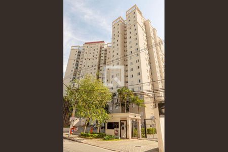 Apartamento para alugar com 46m², 2 quartos e 1 vaga Apartamento para alugar com 46m², 2 quartos e 1 vagaFachada