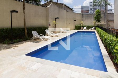 Apartamento para alugar com 46m², 2 quartos e 1 vaga Apartamento para alugar com 46m², 2 quartos e 1 vagaÁrea comum - Piscina