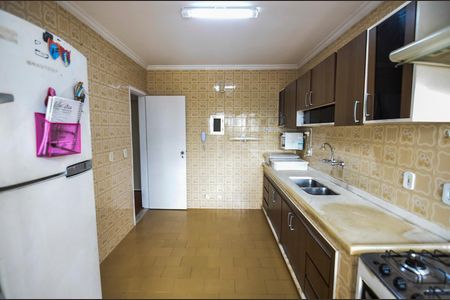 Apartamento à venda com 118m², 3 quartos e 1 vaga Apartamento à venda com 118m², 3 quartos e 1 vagaCozinha