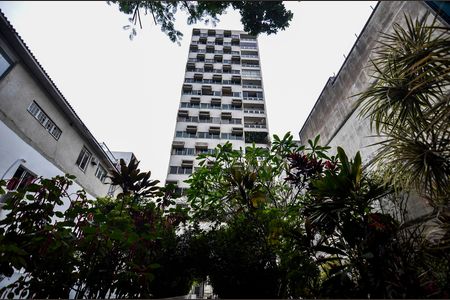 Apartamento à venda com 118m², 3 quartos e 1 vaga Apartamento à venda com 118m², 3 quartos e 1 vagaFachada