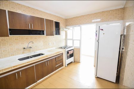 Apartamento à venda com 118m², 3 quartos e 1 vaga Apartamento à venda com 118m², 3 quartos e 1 vagaCozinha