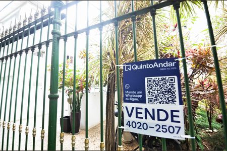 Apartamento à venda com 118m², 3 quartos e 1 vaga Apartamento à venda com 118m², 3 quartos e 1 vagaFachada