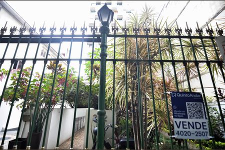 Apartamento à venda com 118m², 3 quartos e 1 vaga Apartamento à venda com 118m², 3 quartos e 1 vagaFachada