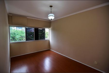 Apartamento à venda com 118m², 3 quartos e 1 vaga Apartamento à venda com 118m², 3 quartos e 1 vagaSuíte