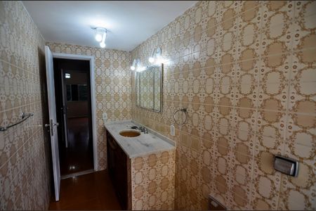 Apartamento à venda com 118m², 3 quartos e 1 vaga Apartamento à venda com 118m², 3 quartos e 1 vagaBanheiro da Suíte