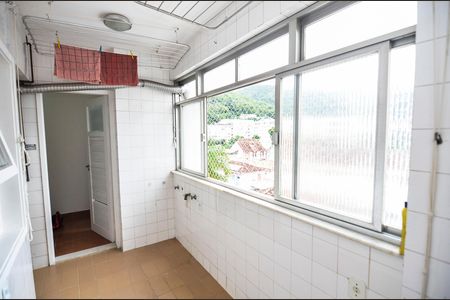 Apartamento à venda com 118m², 3 quartos e 1 vaga Apartamento à venda com 118m², 3 quartos e 1 vagaÁrea de Serviço