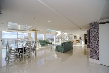 Apartamento à venda com 459m², 3 quartos e 3 vagasSala