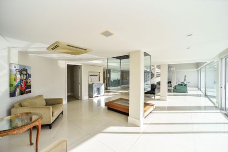 Apartamento à venda com 459m², 3 quartos e 3 vagasSala