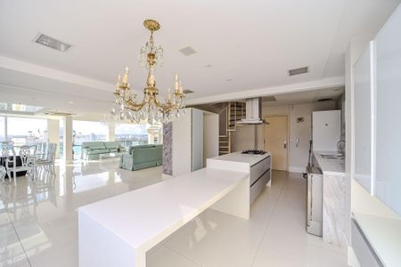 Apartamento à venda com 459m², 3 quartos e 3 vagasCozinha