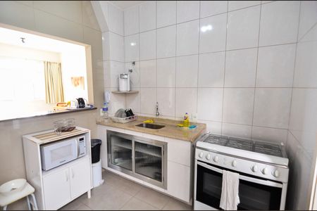 Apartamento para alugar com 80m², 3 quartos e sem vaga Apartamento para alugar com 80m², 3 quartos e sem vagaCozinha