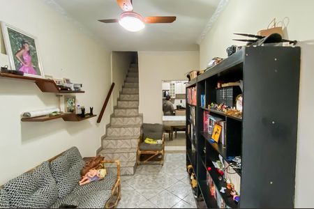 Casa à venda com 120m², 2 quartos e 1 vaga Casa à venda com 120m², 2 quartos e 1 vagaSala