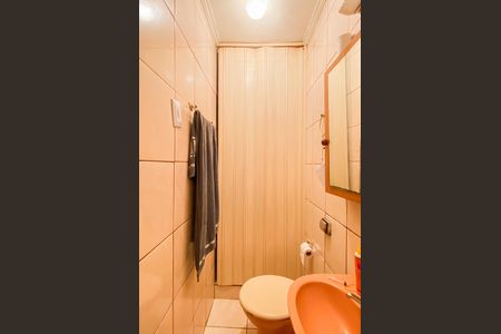 Casa à venda com 120m², 2 quartos e 1 vaga Casa à venda com 120m², 2 quartos e 1 vagaBanheiro de serviço