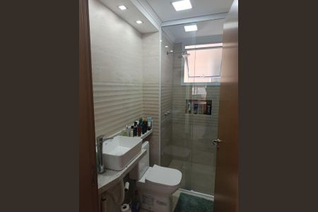 Banheiro de apartamento à venda com 2 quartos, 55m² em Vila Progresso, Jundiaí