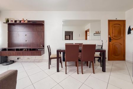 Apartamento para alugar com 70m², 3 quartos e 1 vaga Apartamento para alugar com 70m², 3 quartos e 1 vagaSala