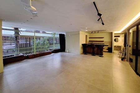 Apartamento à venda com 98m², 3 quartos e 1 vaga Apartamento à venda com 98m², 3 quartos e 1 vagaÁrea comum