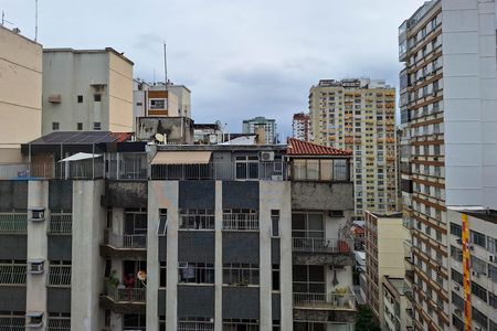 Apartamento à venda com 98m², 3 quartos e 1 vaga Apartamento à venda com 98m², 3 quartos e 1 vagaSala