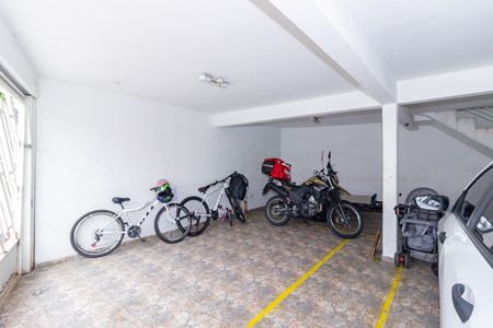 Casa para alugar com 54m², 2 quartos e 1 vaga Casa para alugar com 54m², 2 quartos e 1 vagaGaragem