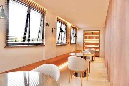 Apartamento para alugar com 145m², 2 quartos e 2 vagas Apartamento para alugar com 145m², 2 quartos e 2 vagasÁrea comum - Alimentação
