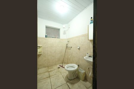 Casa à venda com 246m², 2 quartos e 2 vagas Casa à venda com 246m², 2 quartos e 2 vagasBanheiro Social