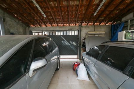 Casa à venda com 246m², 2 quartos e 2 vagas Casa à venda com 246m², 2 quartos e 2 vagasGaragem 1