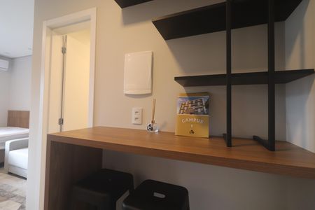 Studio à venda com 23m², 1 quarto e sem vagaSala/Cozinha/Quarto
