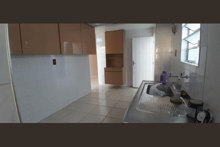 Casa para alugar com 150m², 3 quartos e 2 vagas Casa para alugar com 150m², 3 quartos e 2 vagasCozinha