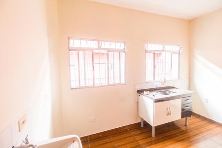 Casa para alugar com 50m², 1 quarto e sem vagaÁrea de Serviço