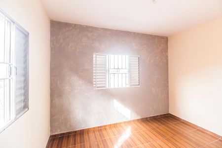 Quarto de casa para alugar com 1 quarto, 50m² em Jardim Julio, Barueri