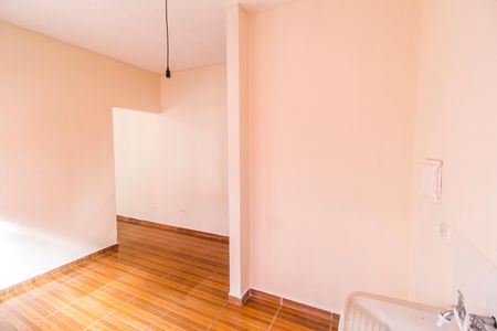 Casa para alugar com 50m², 1 quarto e sem vagaÁrea de Serviço