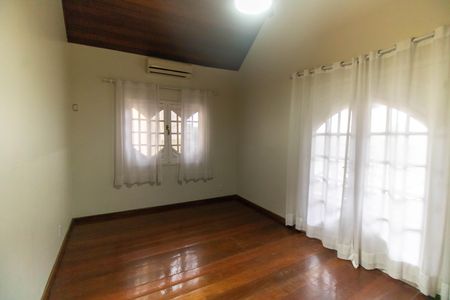 Casa para alugar com 130m², 5 quartos e 3 vagas Casa para alugar com 130m², 5 quartos e 3 vagasQuarto 3