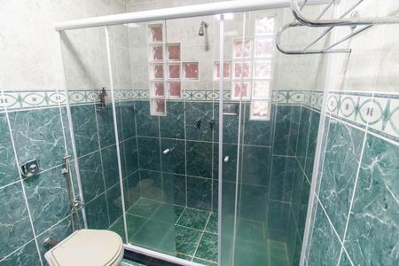 Casa para alugar com 130m², 5 quartos e 3 vagas Casa para alugar com 130m², 5 quartos e 3 vagasBanheiro Social 1
