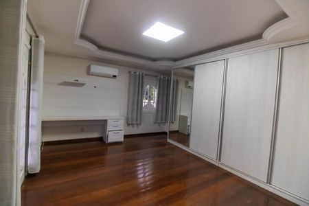 Casa para alugar com 130m², 5 quartos e 3 vagas Casa para alugar com 130m², 5 quartos e 3 vagasSuíte