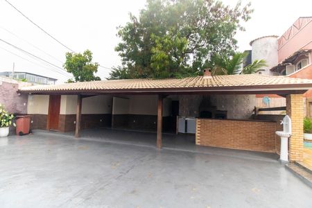 Casa para alugar com 130m², 5 quartos e 3 vagas Casa para alugar com 130m², 5 quartos e 3 vagasÁrea externa