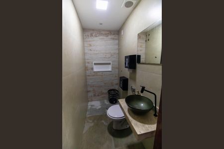 Casa para alugar com 130m², 5 quartos e 3 vagas Casa para alugar com 130m², 5 quartos e 3 vagasBanheiro Externo