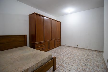 Casa para alugar com 260m², 3 quartos e 2 vagas Casa para alugar com 260m², 3 quartos e 2 vagasQuarto 2