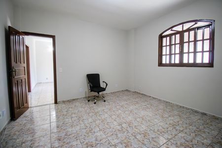 Casa para alugar com 260m², 3 quartos e 2 vagas Casa para alugar com 260m², 3 quartos e 2 vagasSuíte