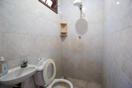 Casa para alugar com 260m², 3 quartos e 2 vagas Casa para alugar com 260m², 3 quartos e 2 vagasBanheiro de serviço