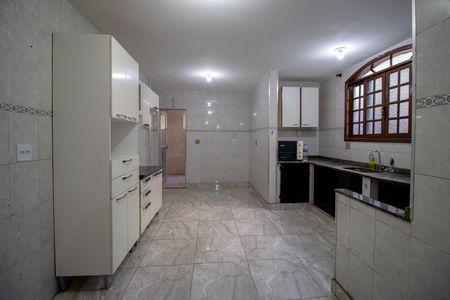 Casa para alugar com 260m², 3 quartos e 2 vagas Casa para alugar com 260m², 3 quartos e 2 vagasCozinha