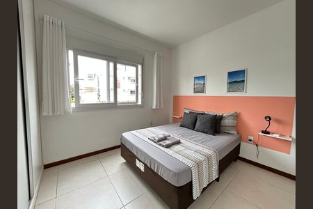 Suíte  de apartamento para alugar com 2 quartos, 73m² em Morro das Pedras, Florianópolis