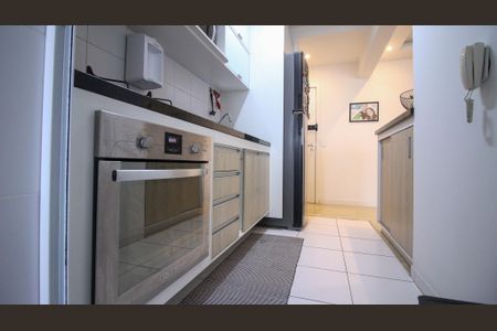 Cozinha de apartamento à venda com 2 quartos, 77m² em Vila Prudente, São Paulo