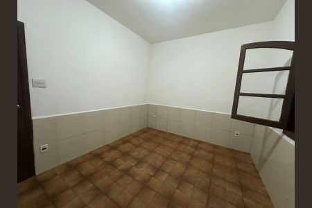 Casa para alugar com 70m², 2 quartos e 2 vagas