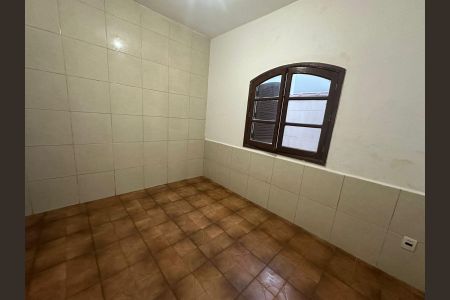 Casa para alugar com 70m², 2 quartos e 2 vagas