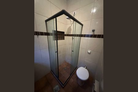 Casa para alugar com 70m², 2 quartos e 2 vagas