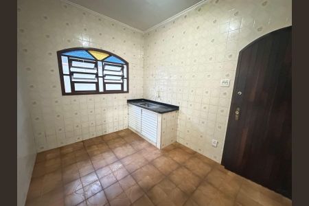 Casa para alugar com 2 quartos, 70m² em Jardim Guassu, São Vicente