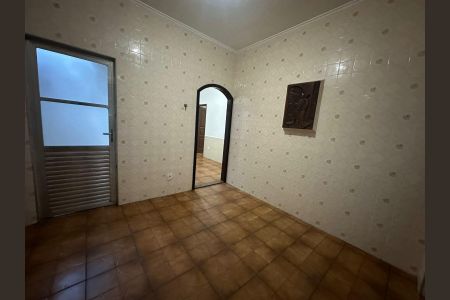 Casa para alugar com 70m², 2 quartos e 2 vagas