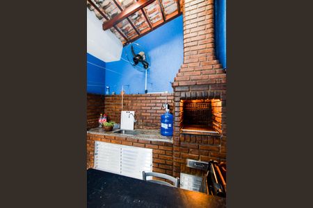 Casa à venda com 250m², 2 quartos e 2 vagasChurrasqueira