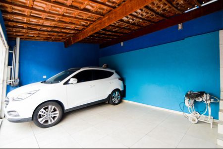 Casa à venda com 250m², 2 quartos e 2 vagasGaragem
