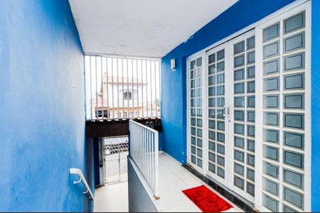 Casa à venda com 250m², 2 quartos e 2 vagasEntrada Social 